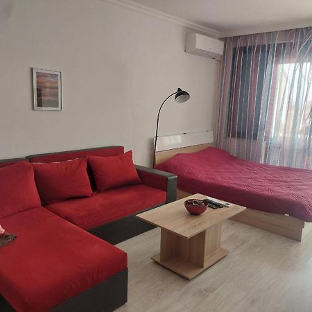 Studio Sarafovo Daire Burgaz Dış mekan fotoğraf